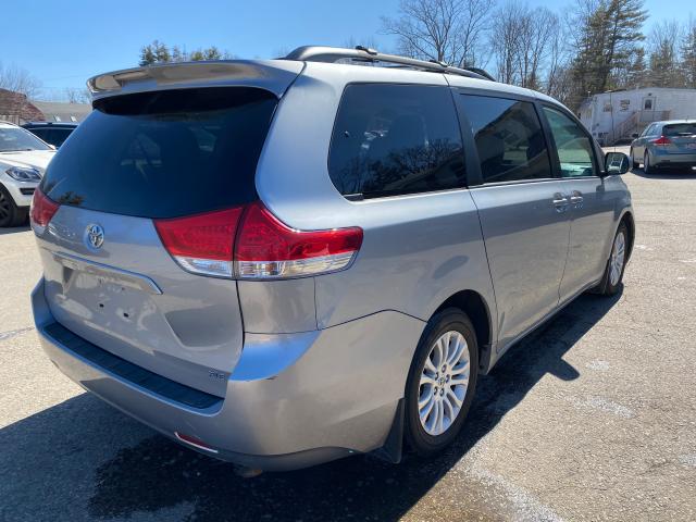 Photo 3 VIN: 5TDYK3DC3ES410377 - TOYOTA SIENNA XLE 