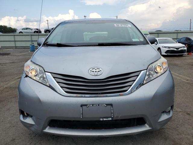 Photo 4 VIN: 5TDYK3DC3ES411965 - TOYOTA SIENNA XLE 