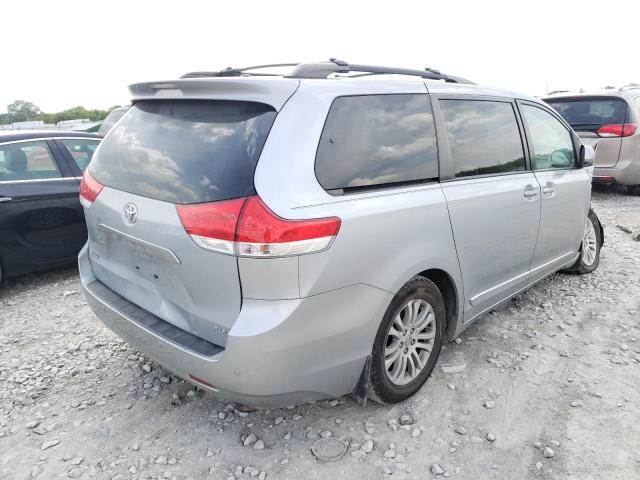 Photo 3 VIN: 5TDYK3DC3ES418981 - TOYOTA SIENNA XLE 