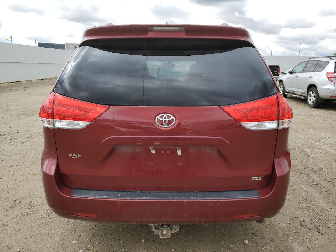 Photo 5 VIN: 5TDYK3DC3ES419029 - TOYOTA SIENNA 