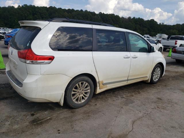 Photo 2 VIN: 5TDYK3DC3ES443279 - TOYOTA SIENNA XLE 