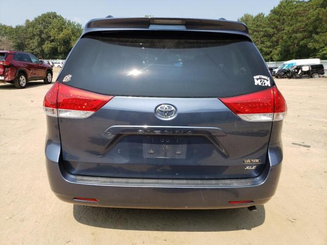 Photo 5 VIN: 5TDYK3DC3ES456291 - TOYOTA SIENNA XLE 