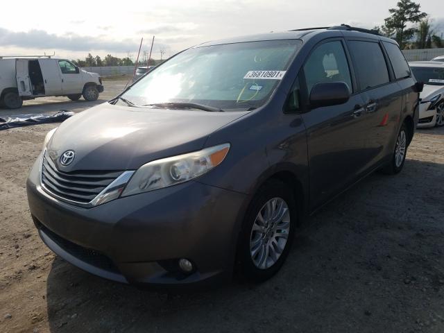 Photo 1 VIN: 5TDYK3DC3ES476363 - TOYOTA SIENNA XLE 