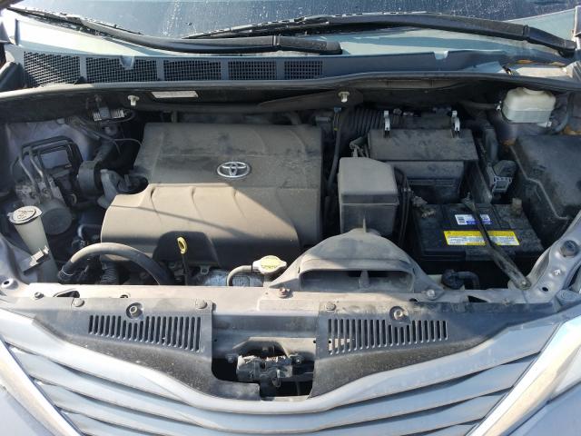 Photo 6 VIN: 5TDYK3DC3ES476363 - TOYOTA SIENNA XLE 