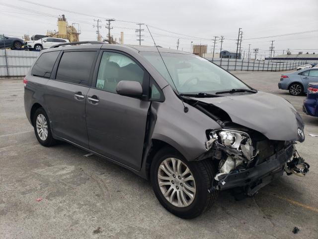 Photo 3 VIN: 5TDYK3DC3ES493874 - TOYOTA SIENNA XLE 