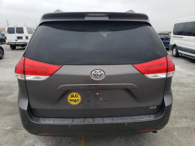 Photo 5 VIN: 5TDYK3DC3ES493874 - TOYOTA SIENNA XLE 