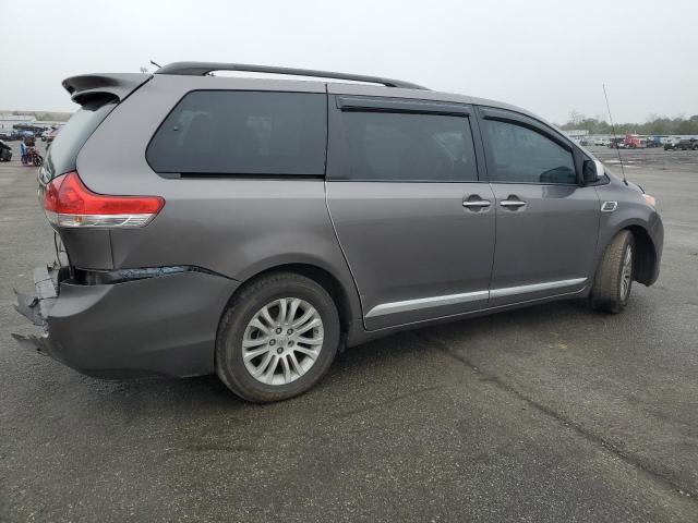 Photo 2 VIN: 5TDYK3DC3ES502380 - TOYOTA SIENNA XLE 