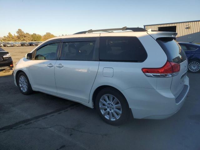 Photo 1 VIN: 5TDYK3DC3ES508616 - TOYOTA SIENNA XLE 