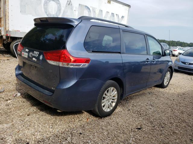 Photo 2 VIN: 5TDYK3DC3ES515100 - TOYOTA SIENNA XLE 