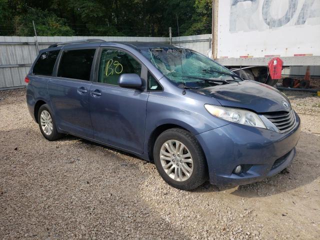 Photo 3 VIN: 5TDYK3DC3ES515100 - TOYOTA SIENNA XLE 