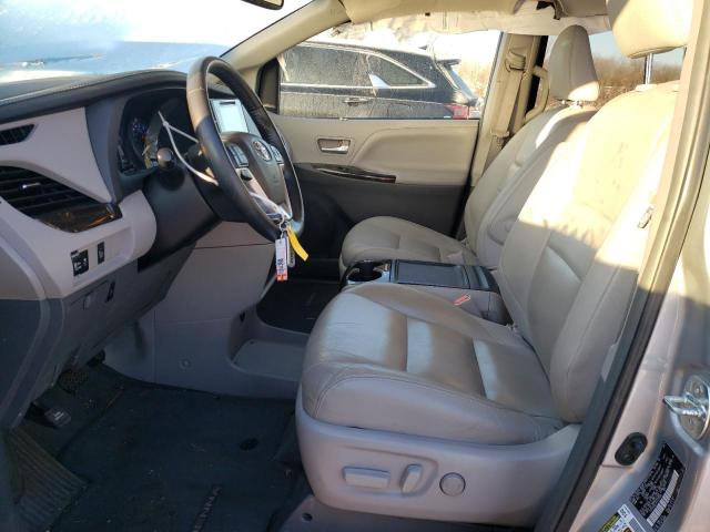 Photo 6 VIN: 5TDYK3DC3FS529189 - TOYOTA SIENNA XLE 