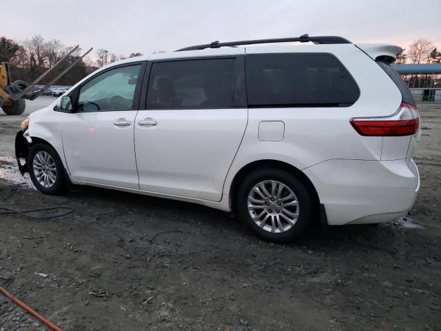 Photo 1 VIN: 5TDYK3DC3FS543299 - TOYOTA SIENNA XLE 