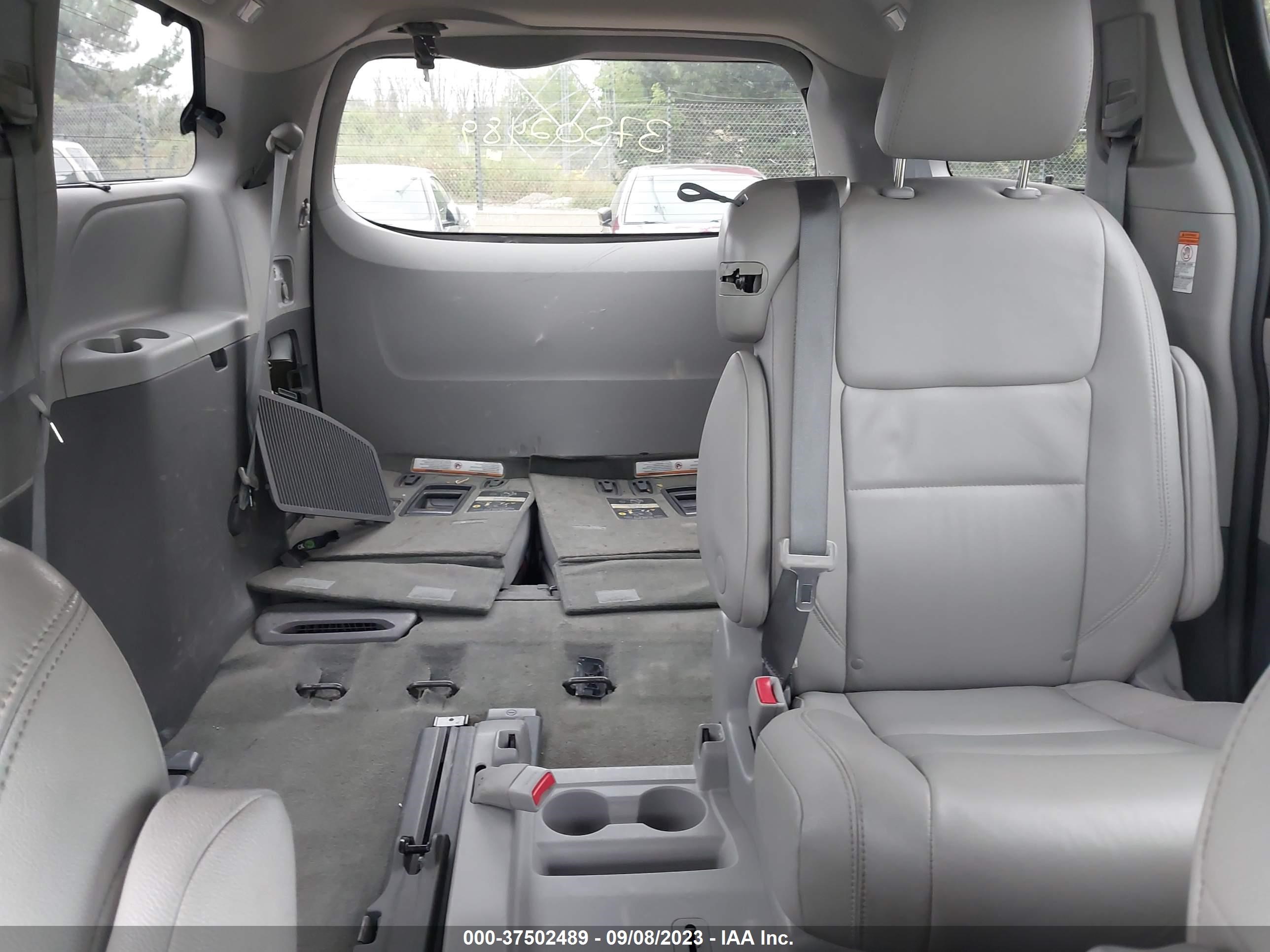 Photo 7 VIN: 5TDYK3DC3FS548163 - TOYOTA SIENNA 