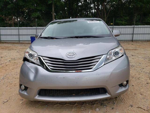 Photo 4 VIN: 5TDYK3DC3FS559809 - TOYOTA SIENNA XLE 