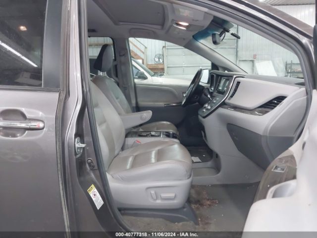 Photo 4 VIN: 5TDYK3DC3FS563942 - TOYOTA SIENNA 