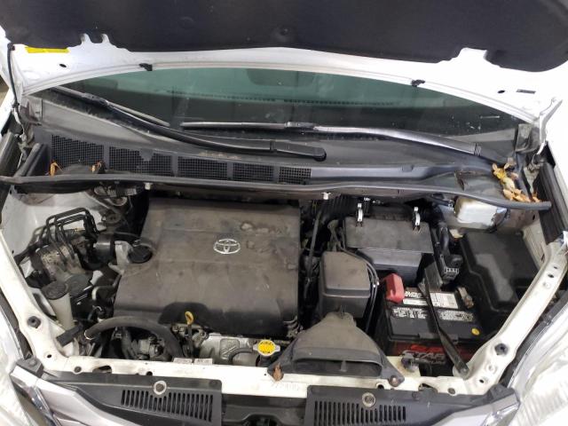 Photo 6 VIN: 5TDYK3DC3FS564783 - TOYOTA SIENNA XLE 