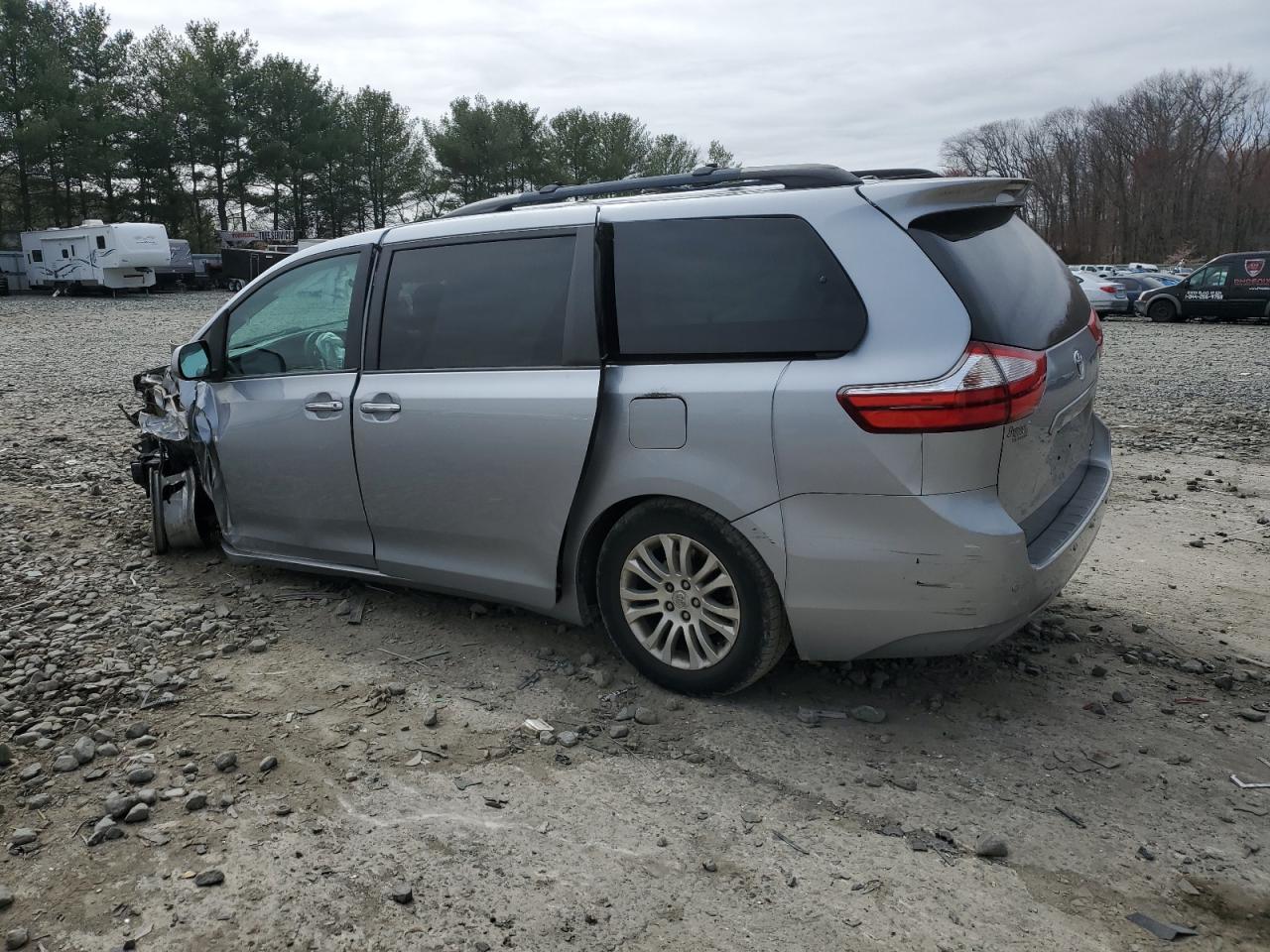 Photo 1 VIN: 5TDYK3DC3FS595208 - TOYOTA SIENNA 