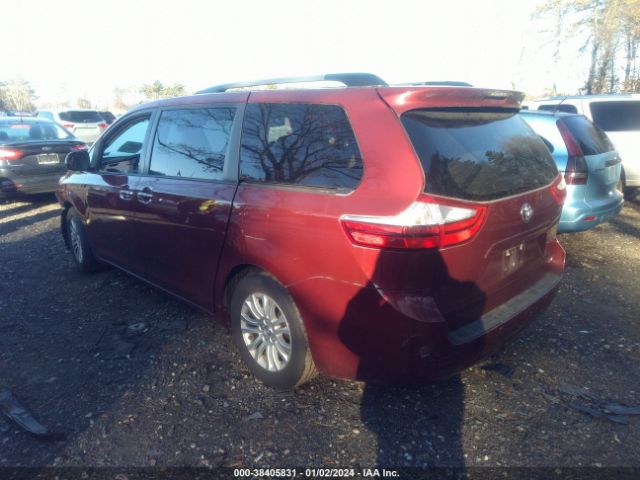 Photo 2 VIN: 5TDYK3DC3FS605669 - TOYOTA SIENNA 