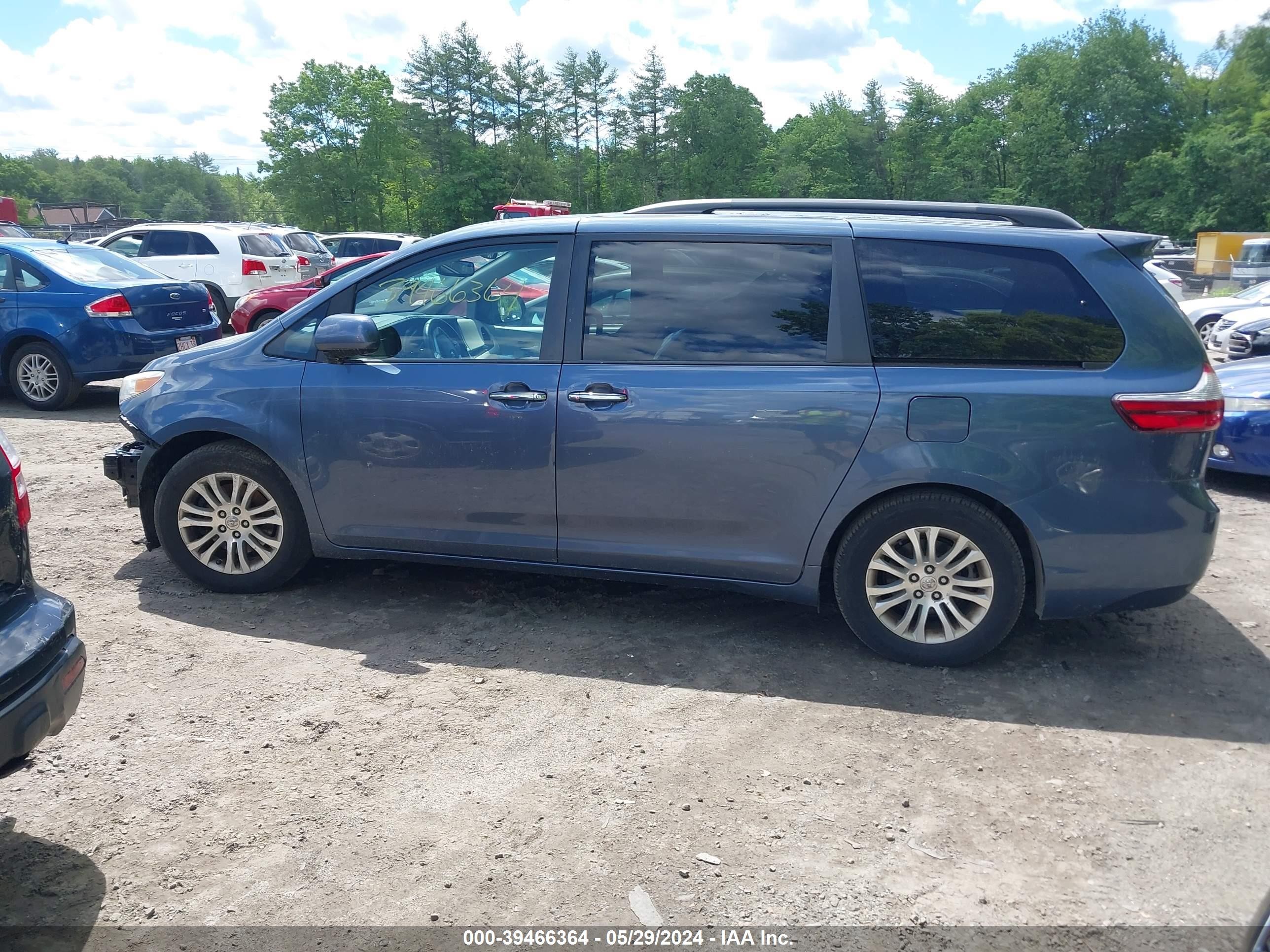 Photo 14 VIN: 5TDYK3DC3FS658162 - TOYOTA SIENNA 