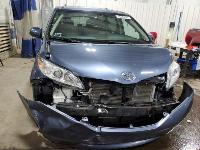 Photo 4 VIN: 5TDYK3DC3FS674443 - TOYOTA SIENNA XLE 