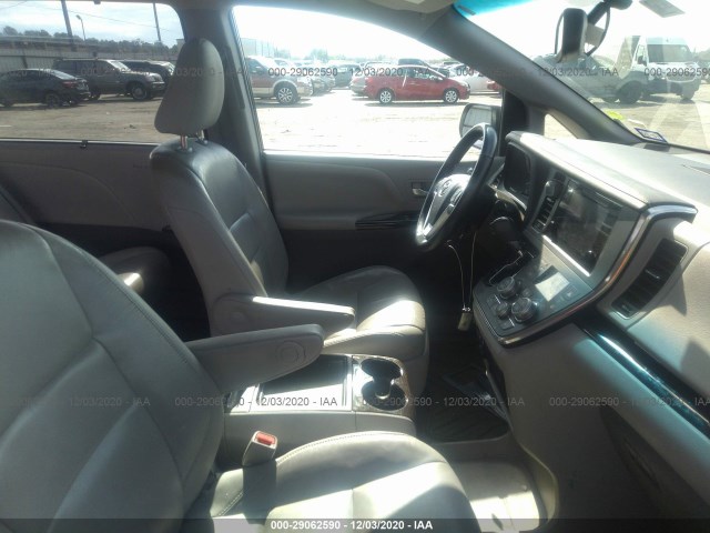 Photo 4 VIN: 5TDYK3DC3GS705885 - TOYOTA SIENNA 