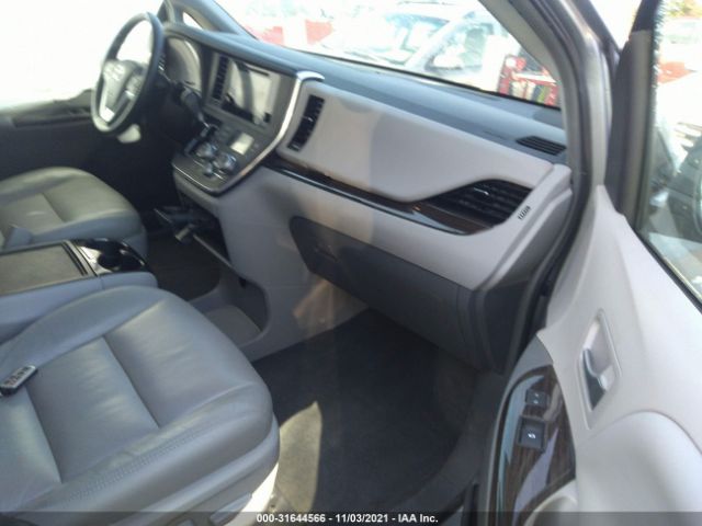 Photo 4 VIN: 5TDYK3DC3GS708771 - TOYOTA SIENNA 