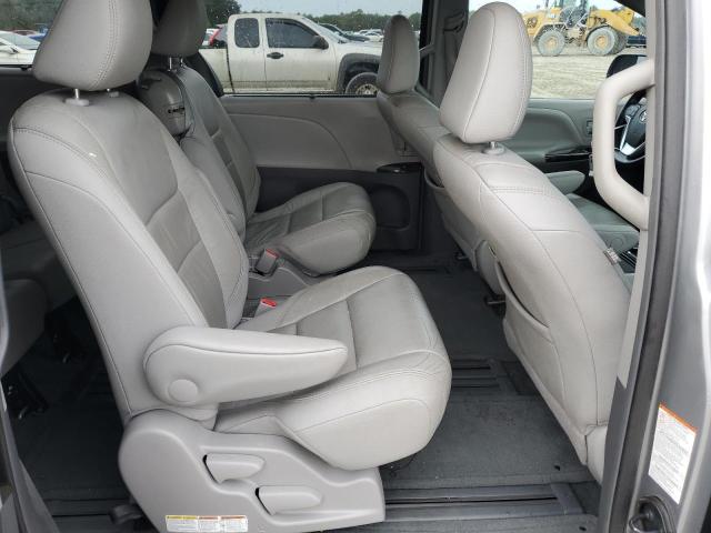 Photo 10 VIN: 5TDYK3DC3GS711041 - TOYOTA SIENNA XLE 