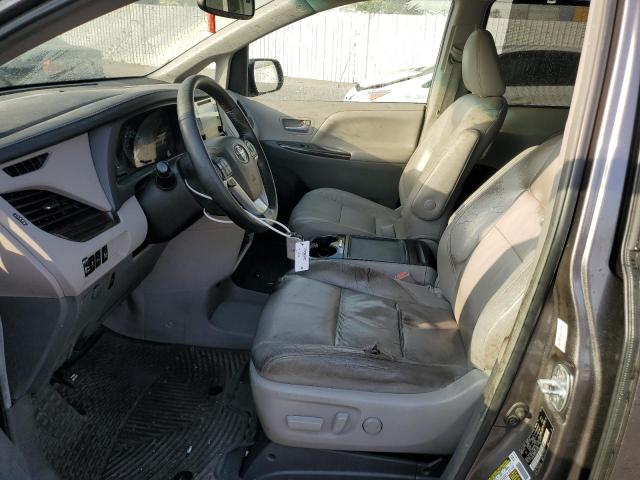 Photo 6 VIN: 5TDYK3DC3GS718569 - TOYOTA SIENNA XLE 