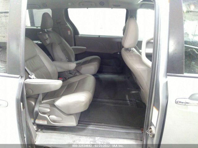 Photo 7 VIN: 5TDYK3DC3GS741558 - TOYOTA SIENNA 