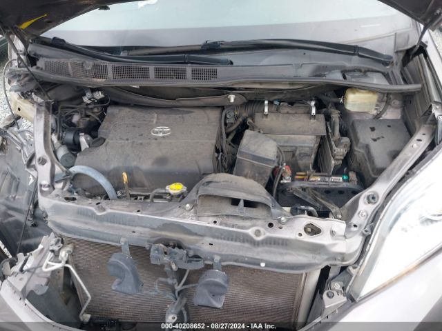 Photo 9 VIN: 5TDYK3DC3GS754035 - TOYOTA SIENNA 