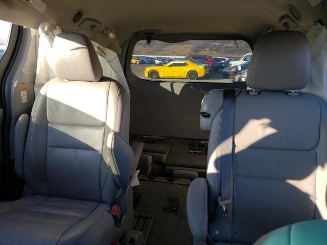 Photo 9 VIN: 5TDYK3DC3GS754391 - TOYOTA SIENNA XLE 