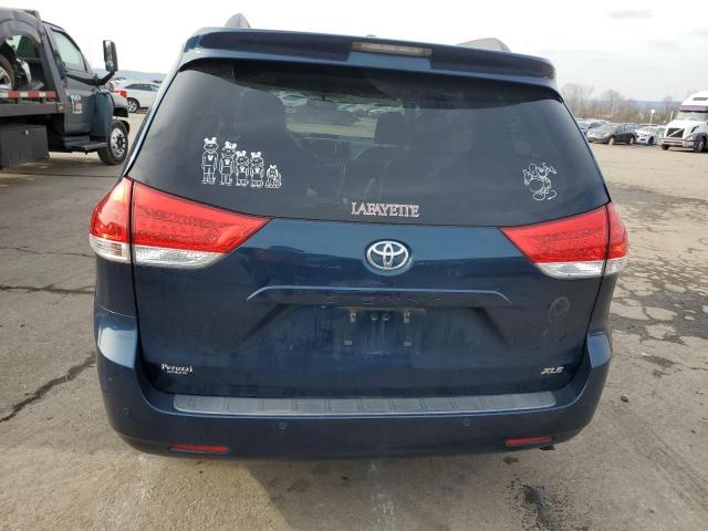 Photo 5 VIN: 5TDYK3DC4BS005012 - TOYOTA SIENNA XLE 