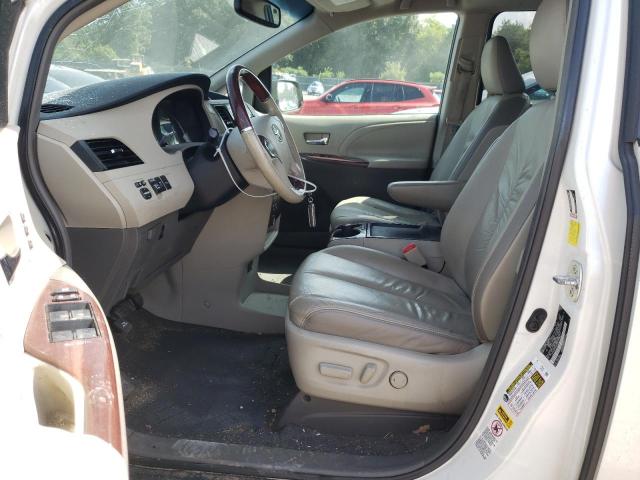 Photo 6 VIN: 5TDYK3DC4BS037216 - TOYOTA SIENNA XLE 