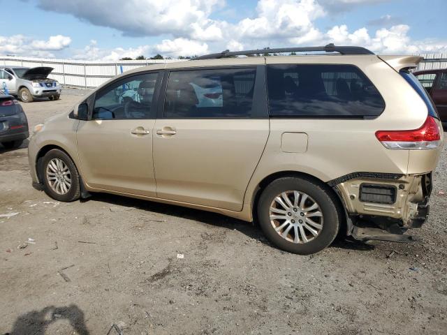 Photo 1 VIN: 5TDYK3DC4BS041928 - TOYOTA SIENNA XLE 