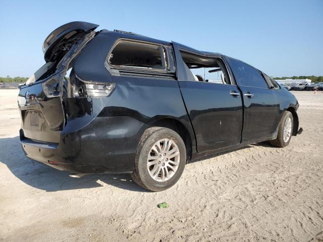 Photo 2 VIN: 5TDYK3DC4BS042464 - TOYOTA SIENNA XLE 