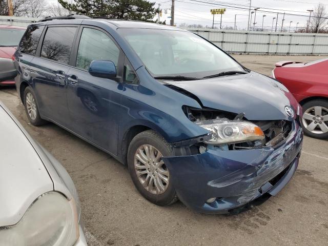 Photo 3 VIN: 5TDYK3DC4BS084987 - TOYOTA SIENNA XLE 