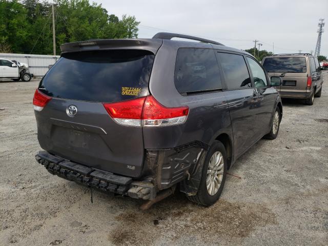 Photo 3 VIN: 5TDYK3DC4BS102503 - TOYOTA SIENNA XLE 