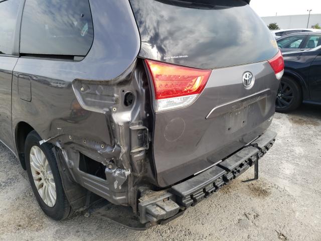 Photo 8 VIN: 5TDYK3DC4BS102503 - TOYOTA SIENNA XLE 