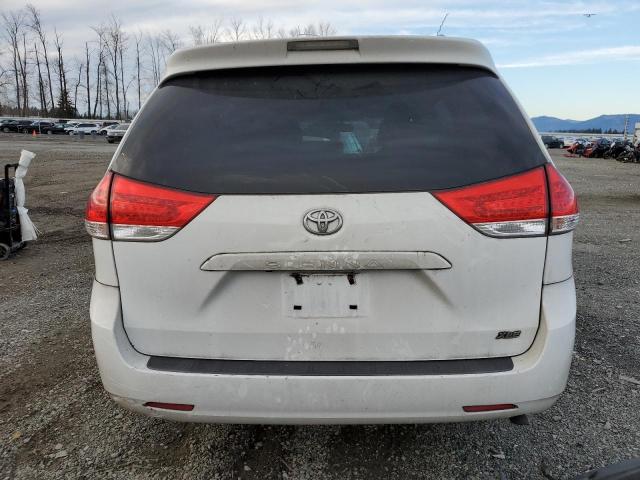 Photo 5 VIN: 5TDYK3DC4BS104249 - TOYOTA SIENNA XLE 