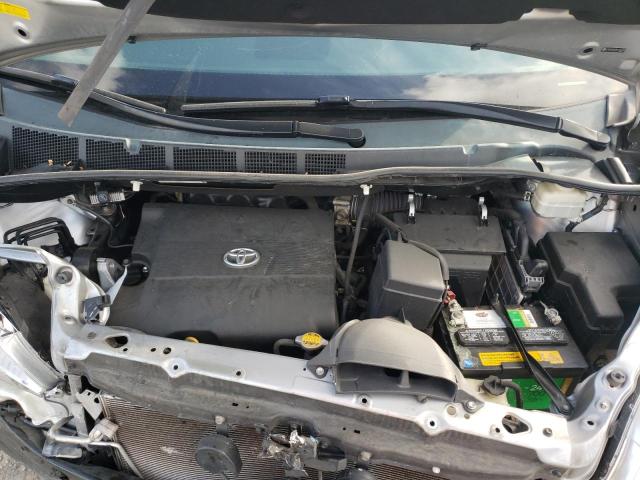 Photo 6 VIN: 5TDYK3DC4BS105370 - TOYOTA SIENNA XLE 