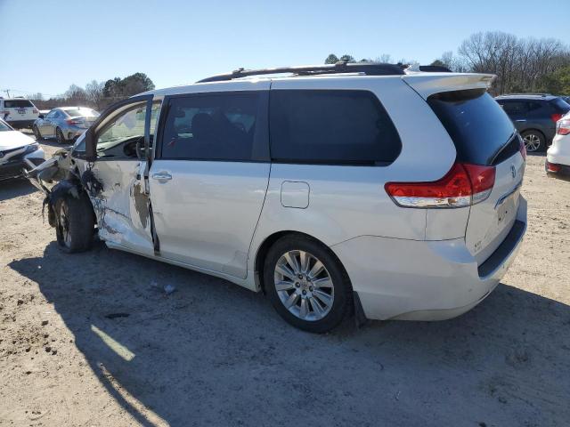 Photo 1 VIN: 5TDYK3DC4BS107118 - TOYOTA SIENNA XLE 