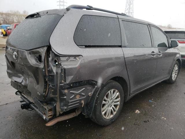 Photo 3 VIN: 5TDYK3DC4BS155881 - TOYOTA SIENNA XLE 