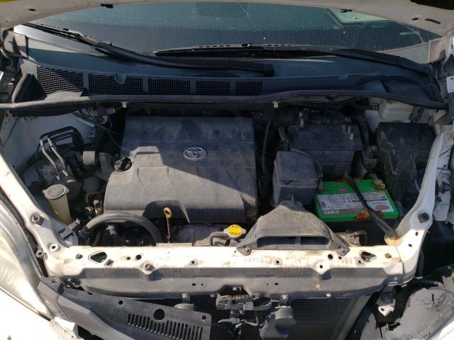 Photo 6 VIN: 5TDYK3DC4BS161485 - TOYOTA SIENNA XLE 