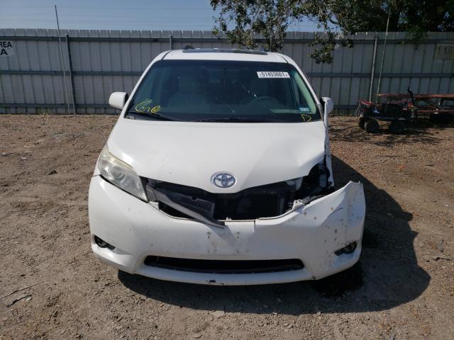 Photo 8 VIN: 5TDYK3DC4BS161485 - TOYOTA SIENNA XLE 