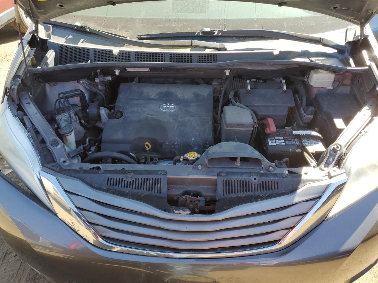 Photo 11 VIN: 5TDYK3DC4BS163284 - TOYOTA SIENNA 