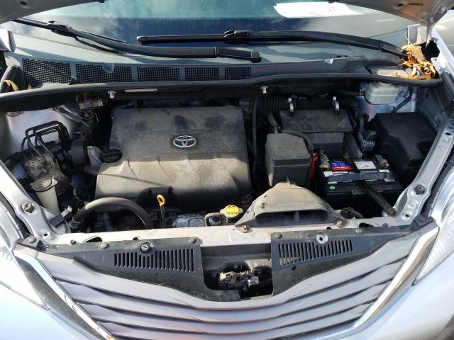 Photo 6 VIN: 5TDYK3DC4CS188039 - TOYOTA SIENNA XLE 