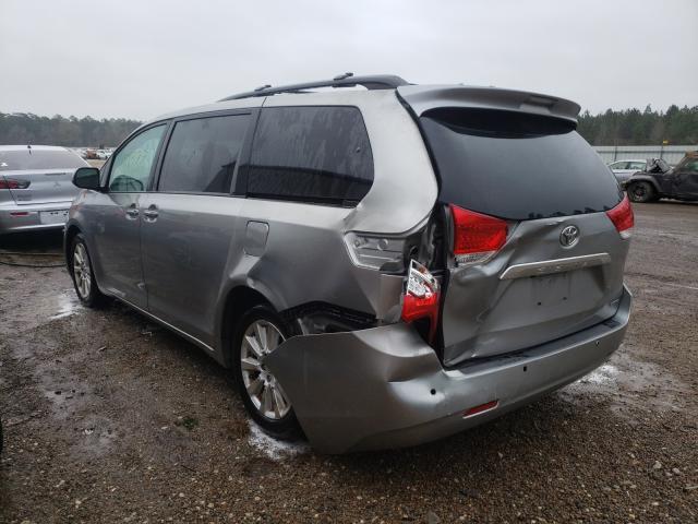 Photo 2 VIN: 5TDYK3DC4CS188154 - TOYOTA SIENNA XLE 