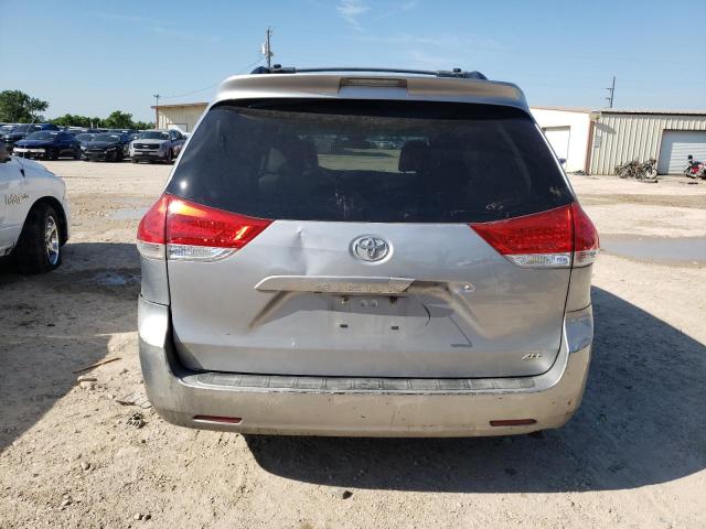 Photo 5 VIN: 5TDYK3DC4CS191068 - TOYOTA SIENNA XLE 