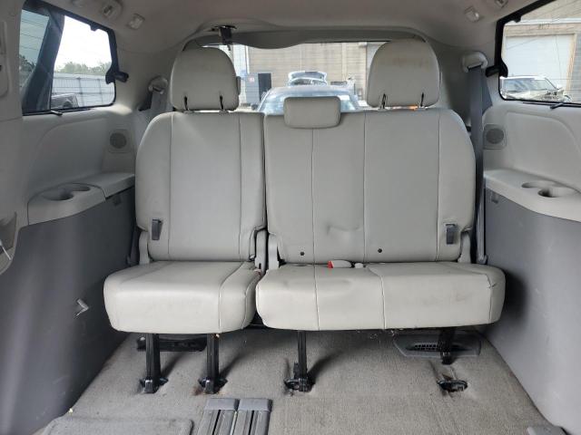 Photo 9 VIN: 5TDYK3DC4CS207091 - TOYOTA SIENNA XLE 