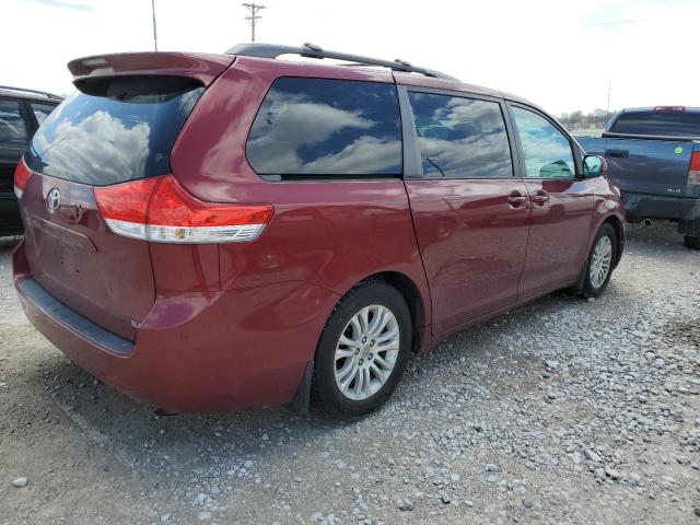 Photo 2 VIN: 5TDYK3DC4CS208676 - TOYOTA SIENNA XLE 